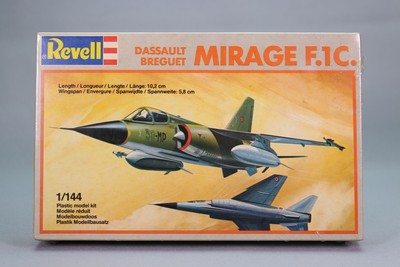 ZO053 REVELL 1/144 4005 maquette avion Dassaut Breguet Mirage F.1C