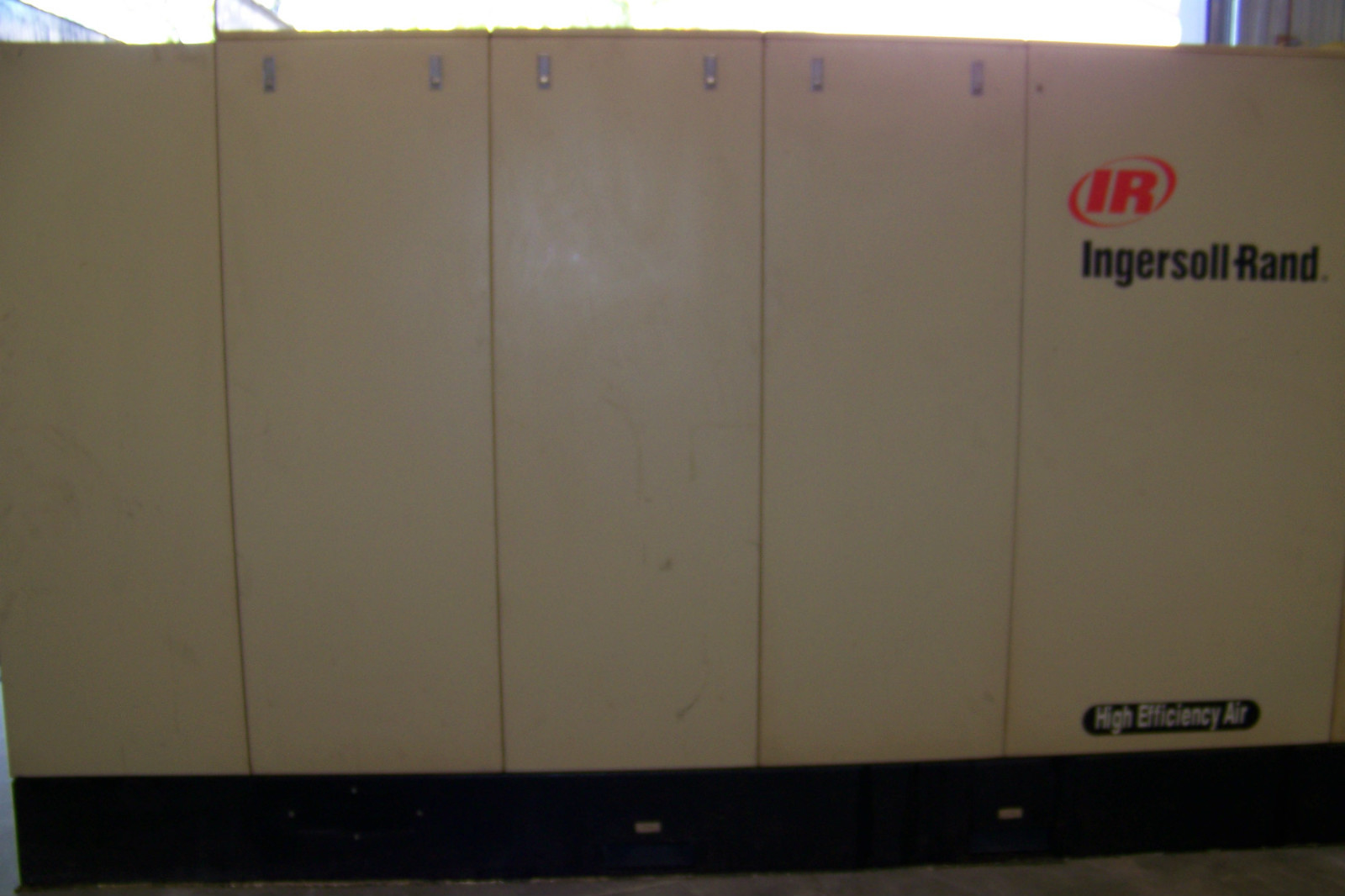 Ingersoll Rand SSR EPE300 300 hp. Rotary Screw Air compressor warranty