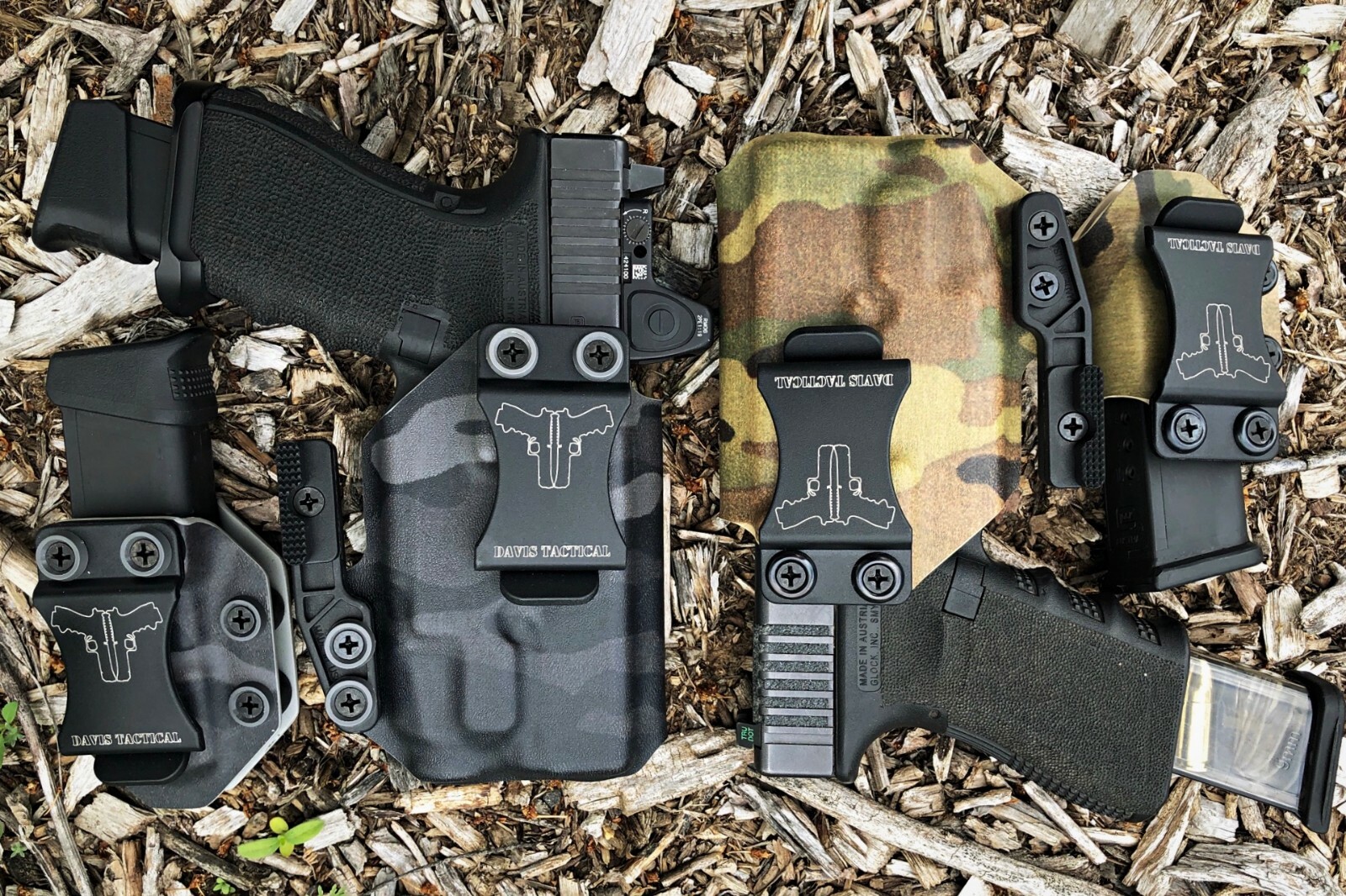 Custom glock 19 holster with light