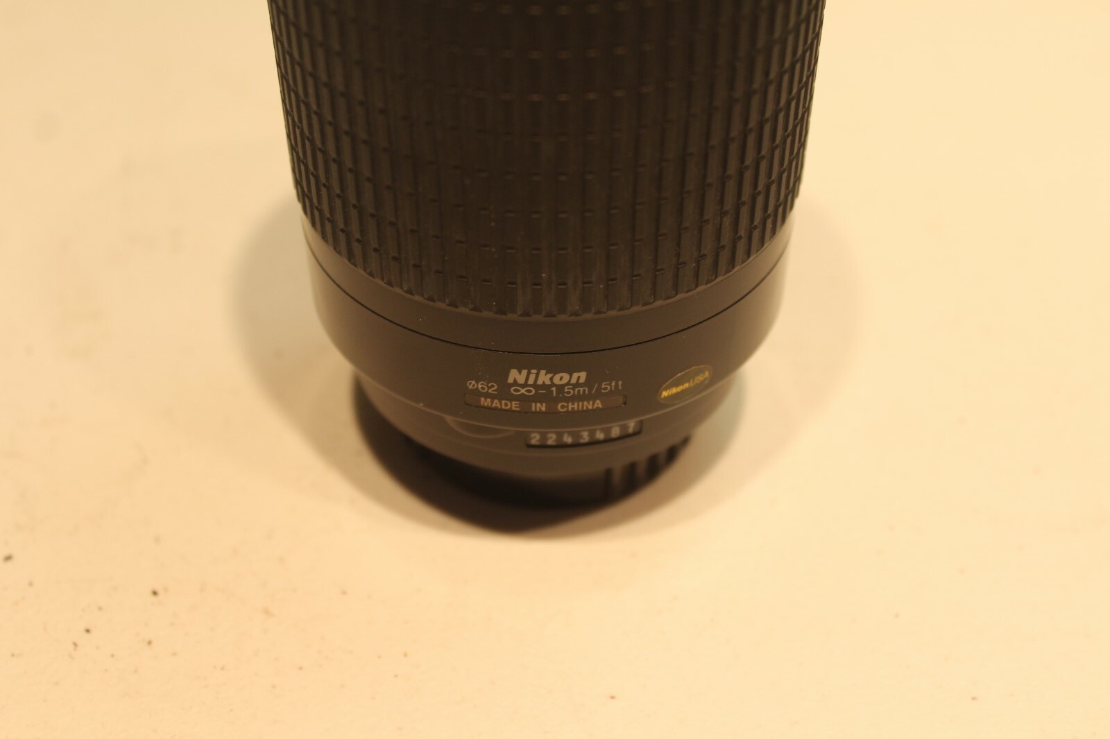 Nikon AF Zoom Nikkor 70-300mm f/4-5.6G Lens NL