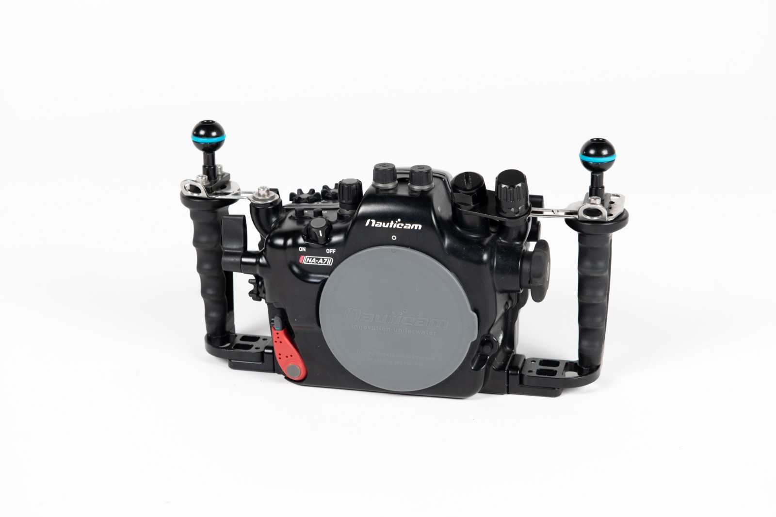 Nauticam NA-A7II Underwater Camera Housing (with pelican case and adaptor)