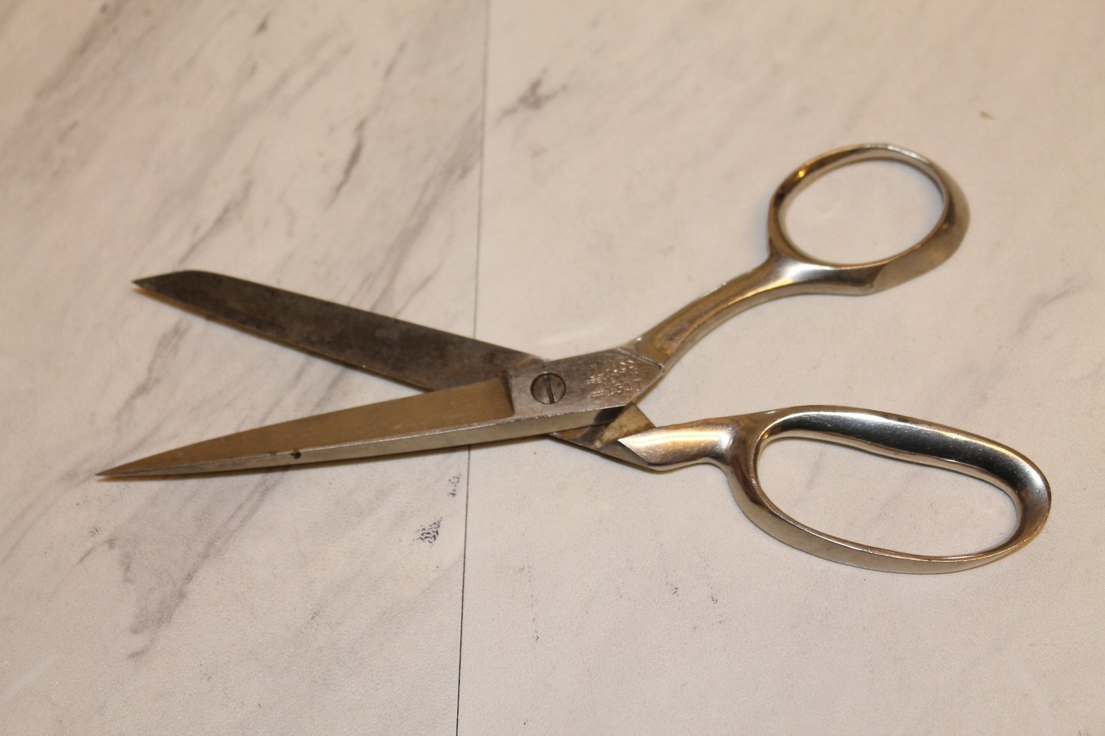 Scissors Lot of 4 types-Wiss Pinking,German NFS,Cuticle Germany,Clauss 1317 USA