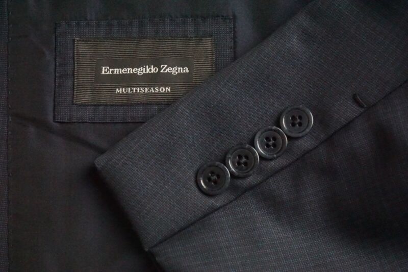 Ermenegildo Zegna Multiseason Blue Black Plaid Sport Coat Ermenegildo Zegna Multiseason Blue Black Plaid Sport Coat