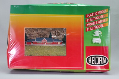 LE2349 HELJAN 639 train Ho 1/87 Maquette Gare Station Bahnhof voyageur