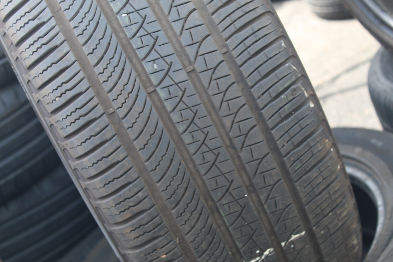 285 40 22 Pirelli, All Season, LR, 110Y, x1 Single Tyre 6.5mm (F1_tyres) L3641