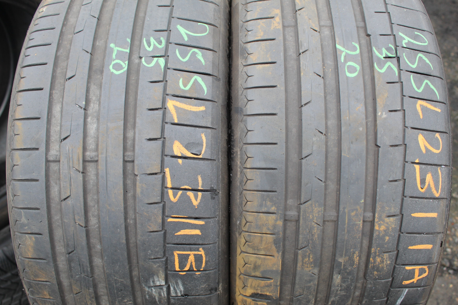 255 35 20 Continental, SC 6, XL, 97Y, x2 A Pair 4.8mm (F1_tyres) L2311
