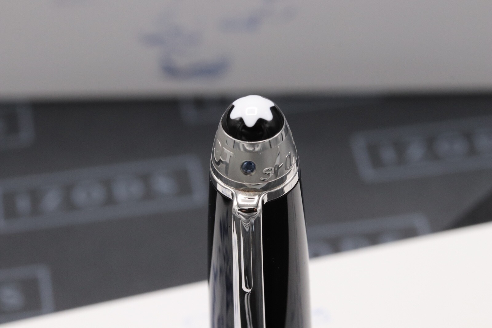 Montblanc Meisterstück UNICEF 2017 146 LeGrand Fountain Pen 6