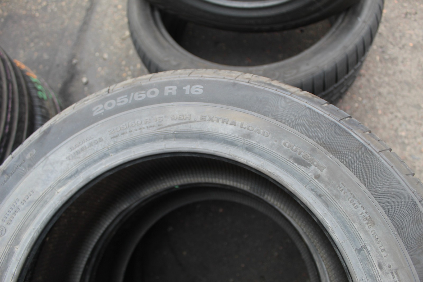 New 205 60 16 Continental, CPC 2, XL, C-Seal, 96H, x1 Tyre (F1_tyres) L3683