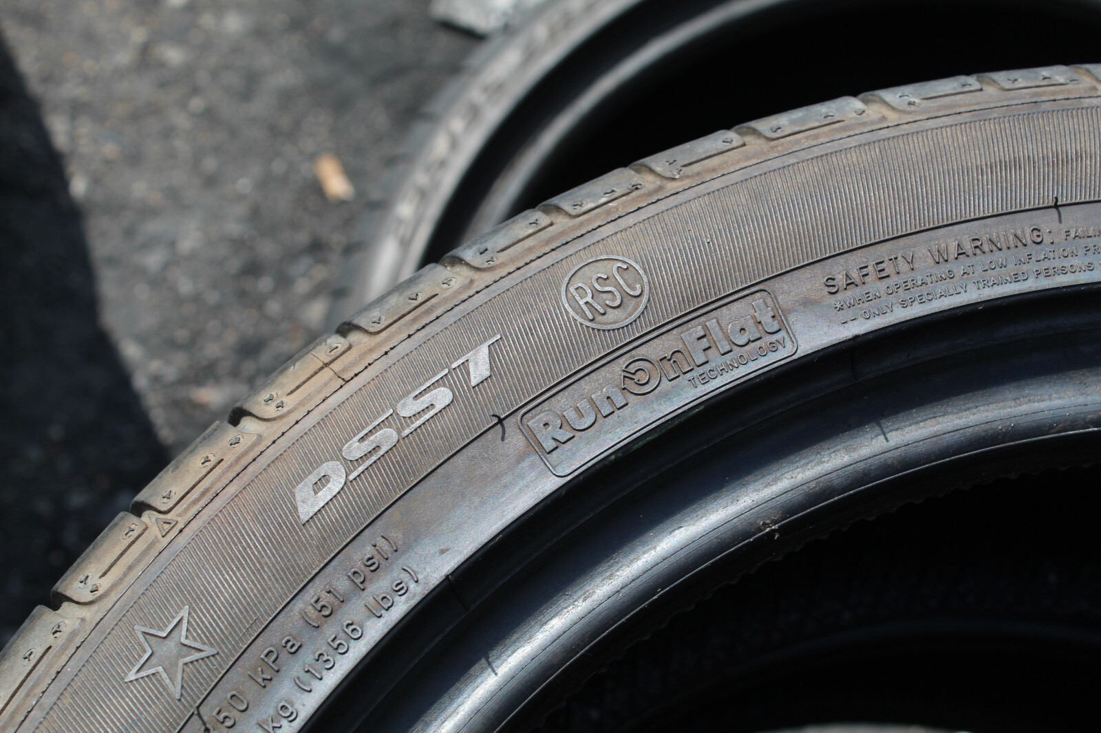 225 45 17 Dunlop, RunFlat, 91W, x2 A Pair 7.0mm (F1_tyres) L3477