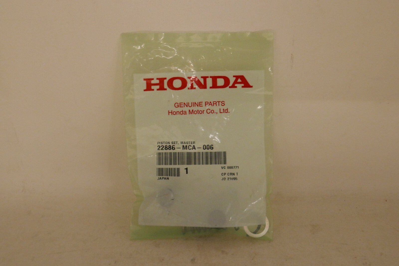 OEM HONDA MASTER CYLINDER PISTON SET 22886-MCA-006 GL1800 OEM HONDA MASTER CYLINDER PISTON SET 22886-MCA-006 GL1800
