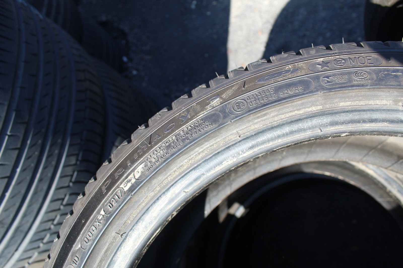 275 35 19 Michelin, RunFlat, MOE, ZP, XL, 100Y, x2 A Pair 5.0mm (F1_tyres) L3739