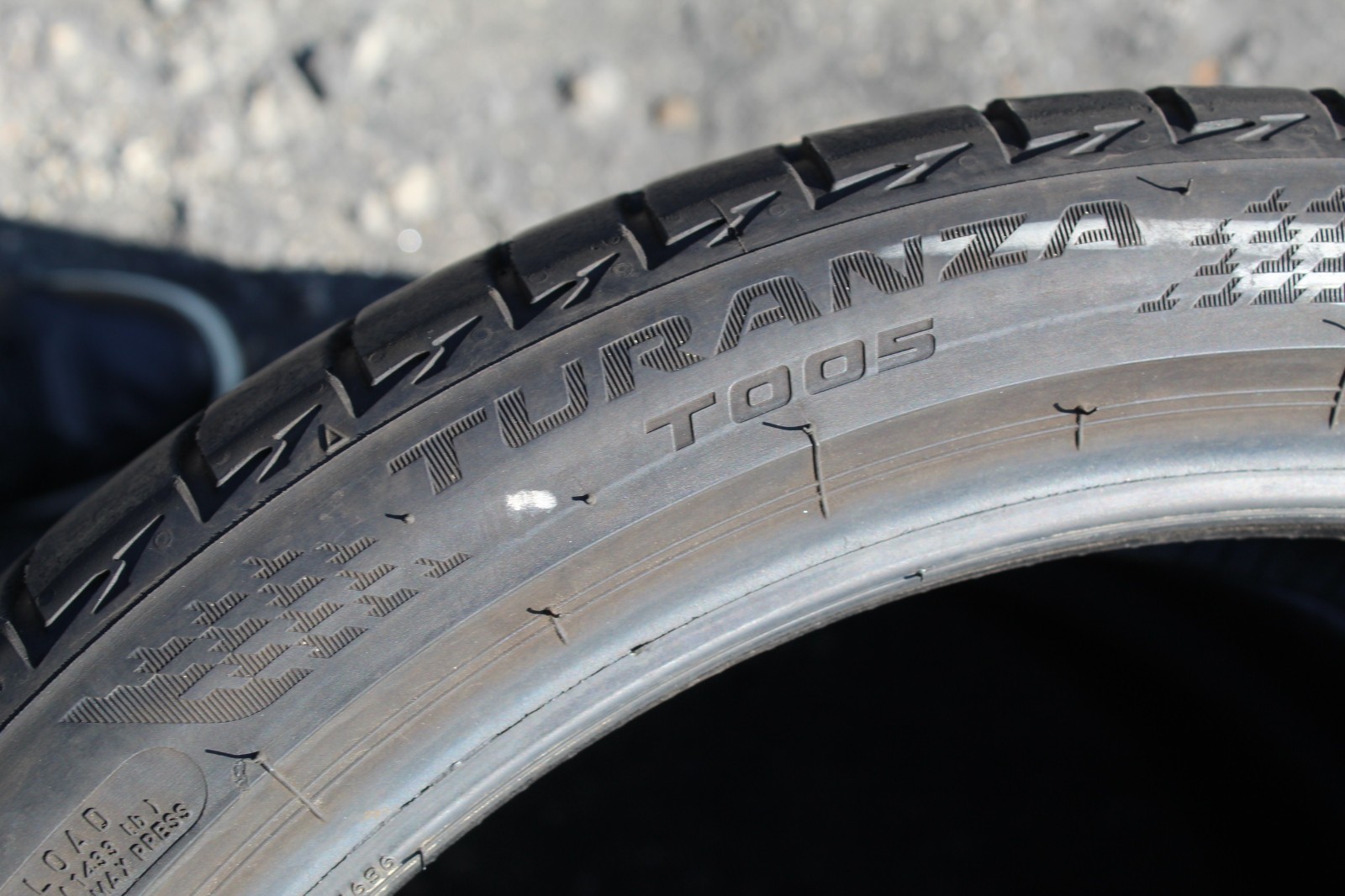 225 40 19 Bridgestone, Turanza T005, 93Y, x2 A Pair 6.0mm (F1_tyres) L3741