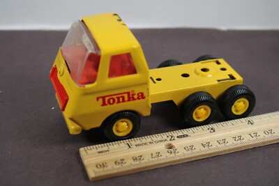 Vintage 70's Tonka Pressed Steel COE Truck RARE Red Interior Cab Over LQQK