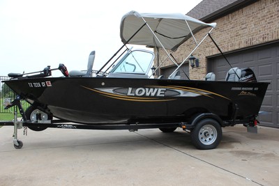 2014 Lowe FM165 WT Pro W/60hp Mercury 4 Stroke Excellent Condition Only 9 Hours