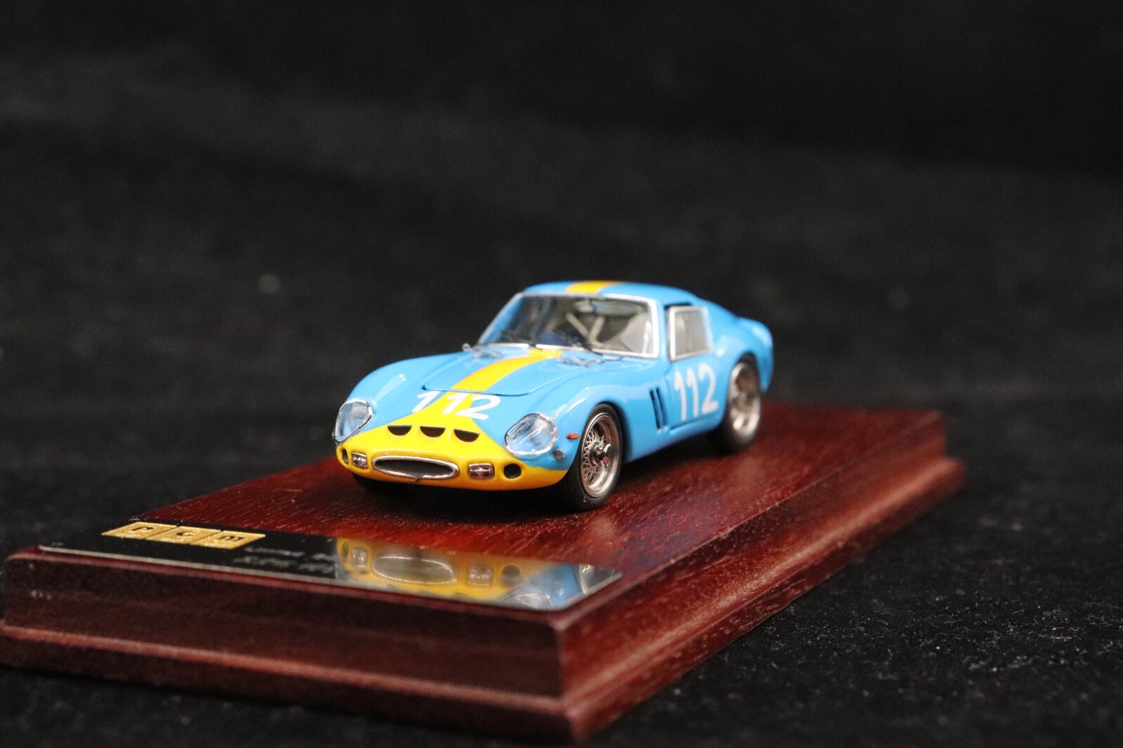 ジオラマ 1/64 【Compton】 1990-2000 Nissan 300ZX Twin Turbo Collectible 1/64 Scale