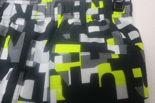 NWT Under Armour Boys Swim Trunks Shorts Boardshorts Size 2T 3T 4T Black MSRP$35