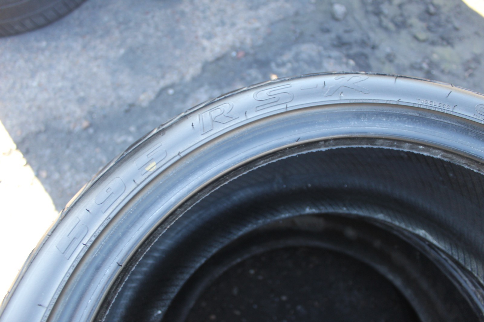 New 225 40 18 Federal, 595 RS-R, 88W, x1 Tyre (F1_tyres) L3988