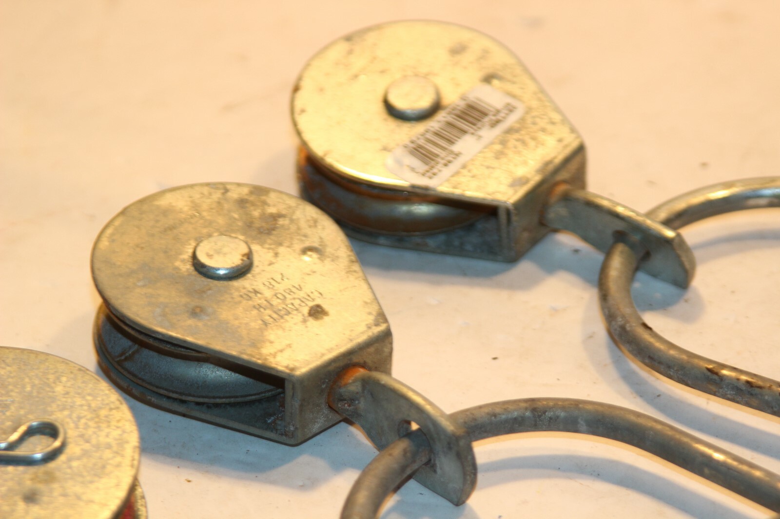 Stanley/National N225-623 2-1/2 inch Scissor Hook Single Pulley + 2 others