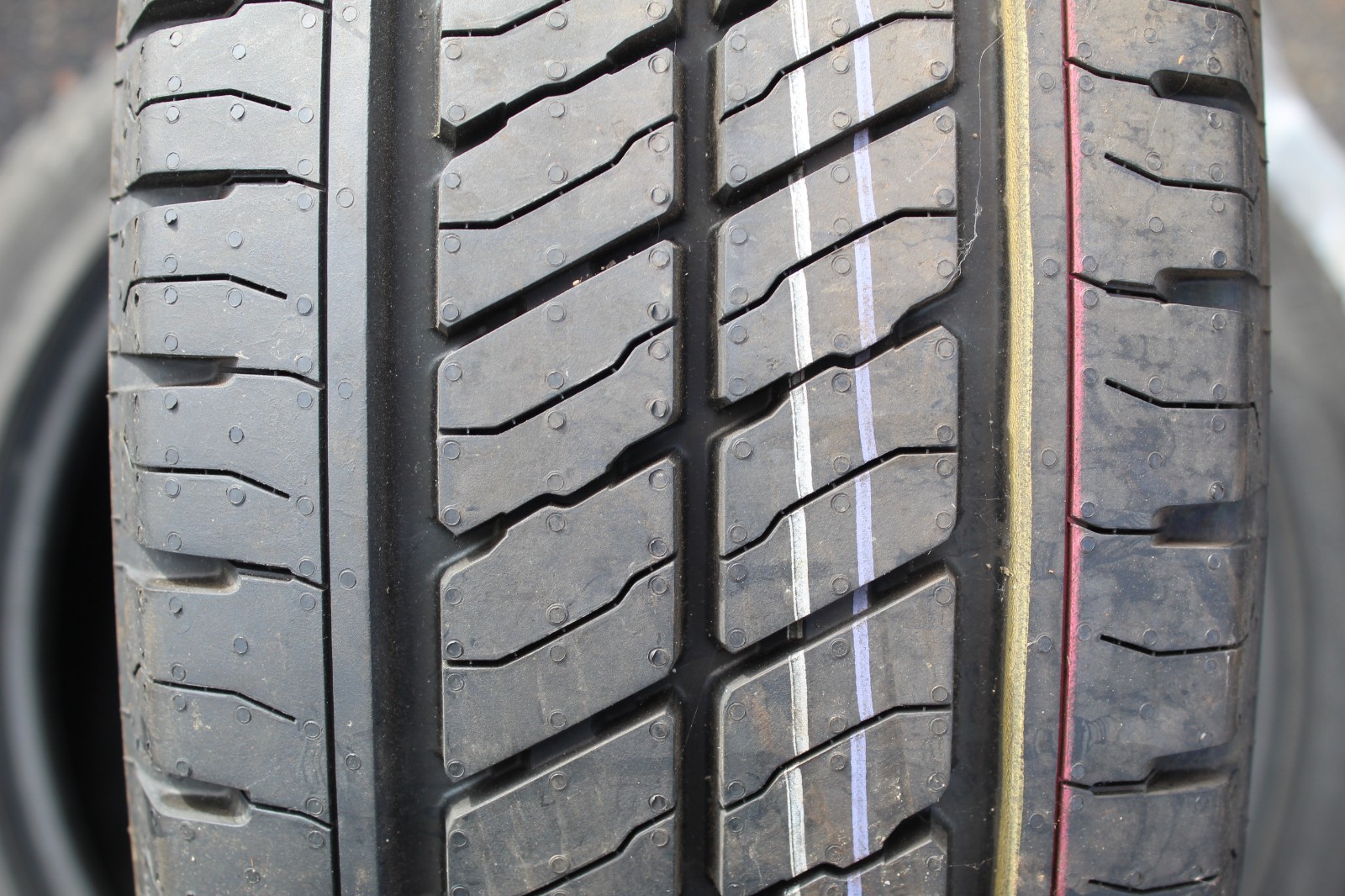 New 205 65 16C Gislav, Com Speed 2, 107/105T, x1 Tyre (F1_tyres) L3829