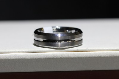 MEN'S COMFORT FIT POLISHED / BRUSHED TUNGSTEN  WEDDING RING SIZE 12