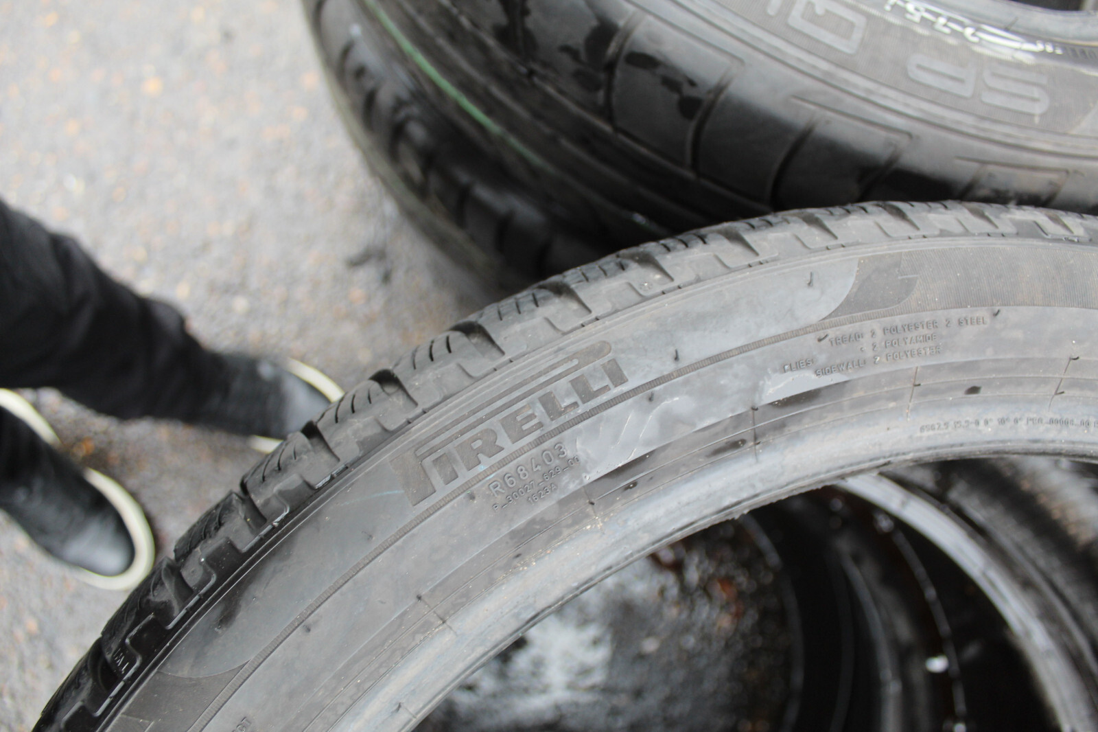 285 35 22 Pirelli, Winter, XL, M+S, 106V x2 A Pair 5.7mm (F1_tyres) L2976