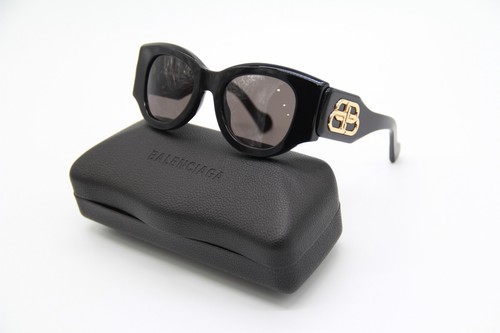 小物 BALENCIAGA sunglasses 2017 New: UA Rectangle Sunglasses from Balenciaga Spring25 Look