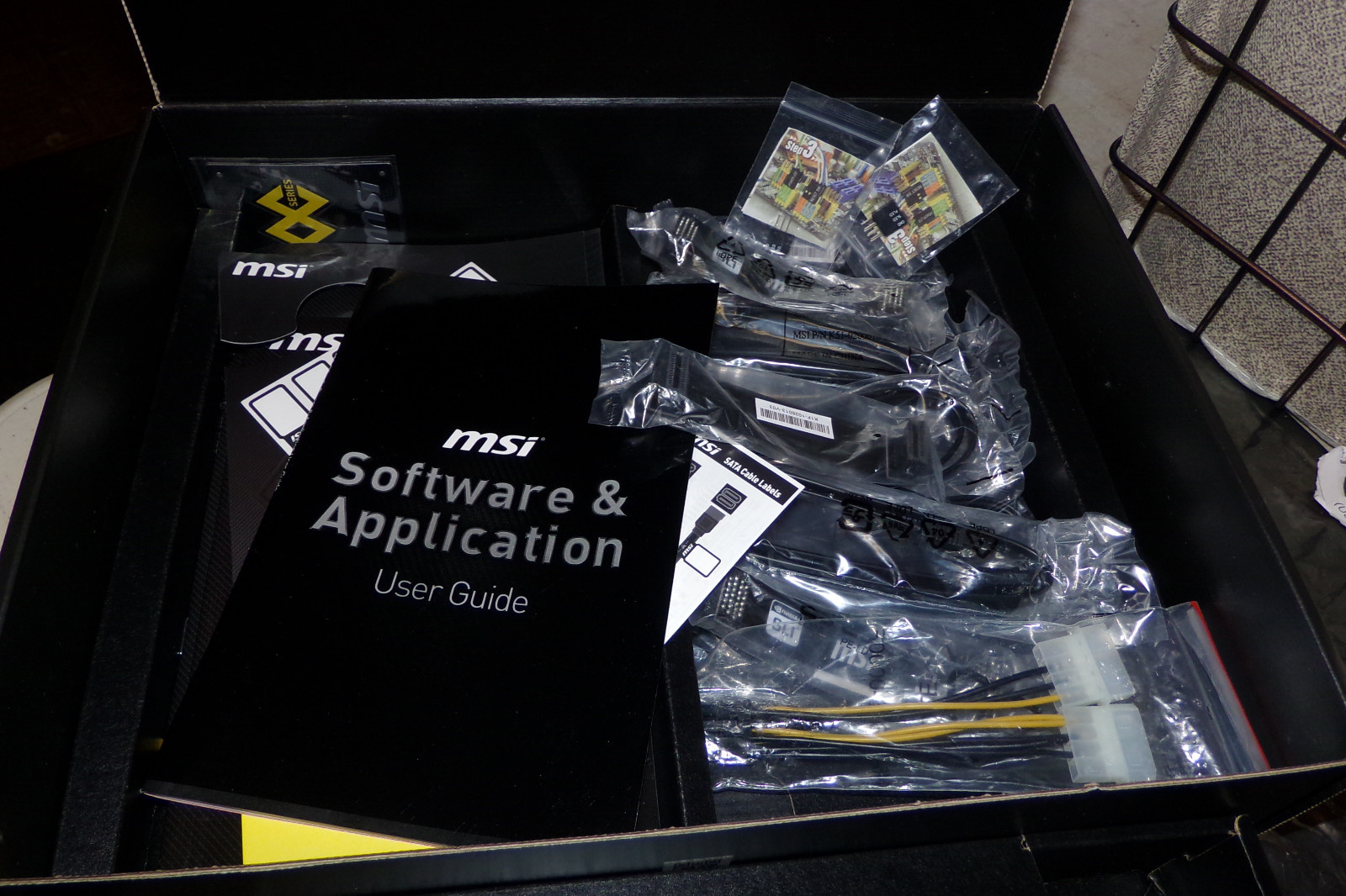 MSI X99S MPOWER RETAIL BOX AND ALL ACCESSORIES