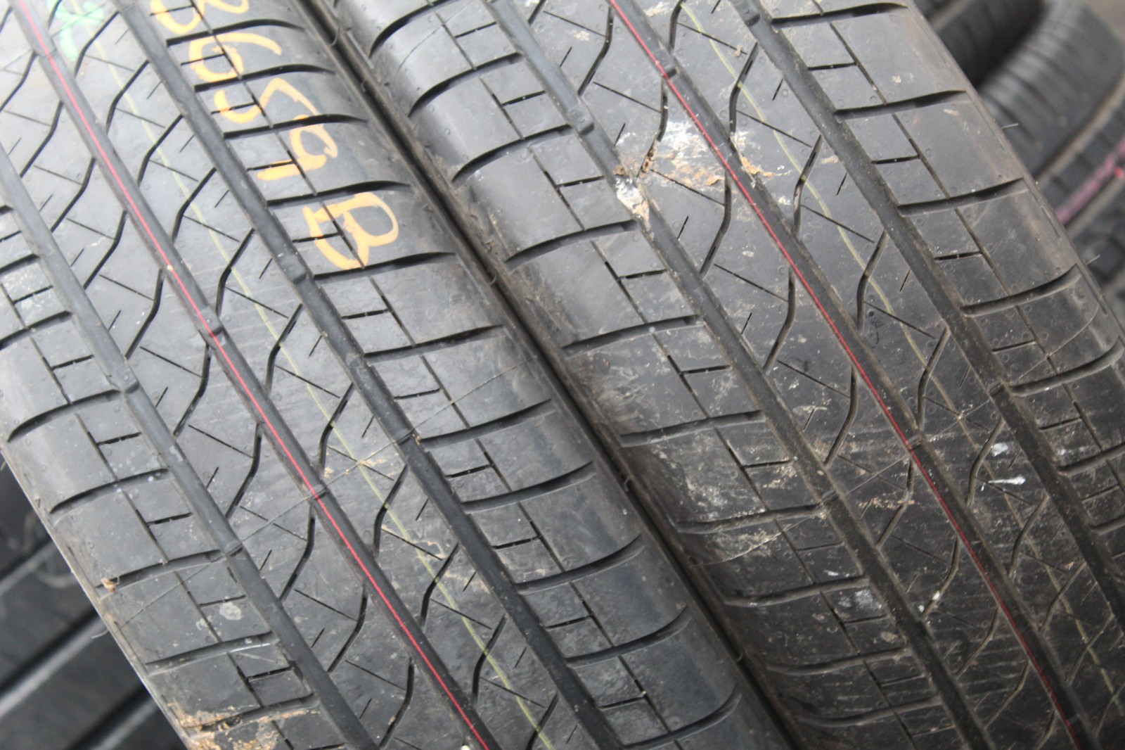 New 205 65 16C Bridgestone, Duravis R660 Eco, 107/105T, x1 Tyre (F1_tyres) L3659