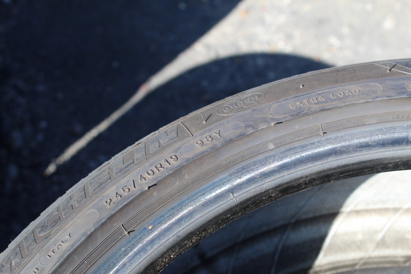 245 40 19 Michelin, RunFlat, MOE, ZP, XL, 98Y, x2 A Pair 6.2mm (F1_tyres) L3740