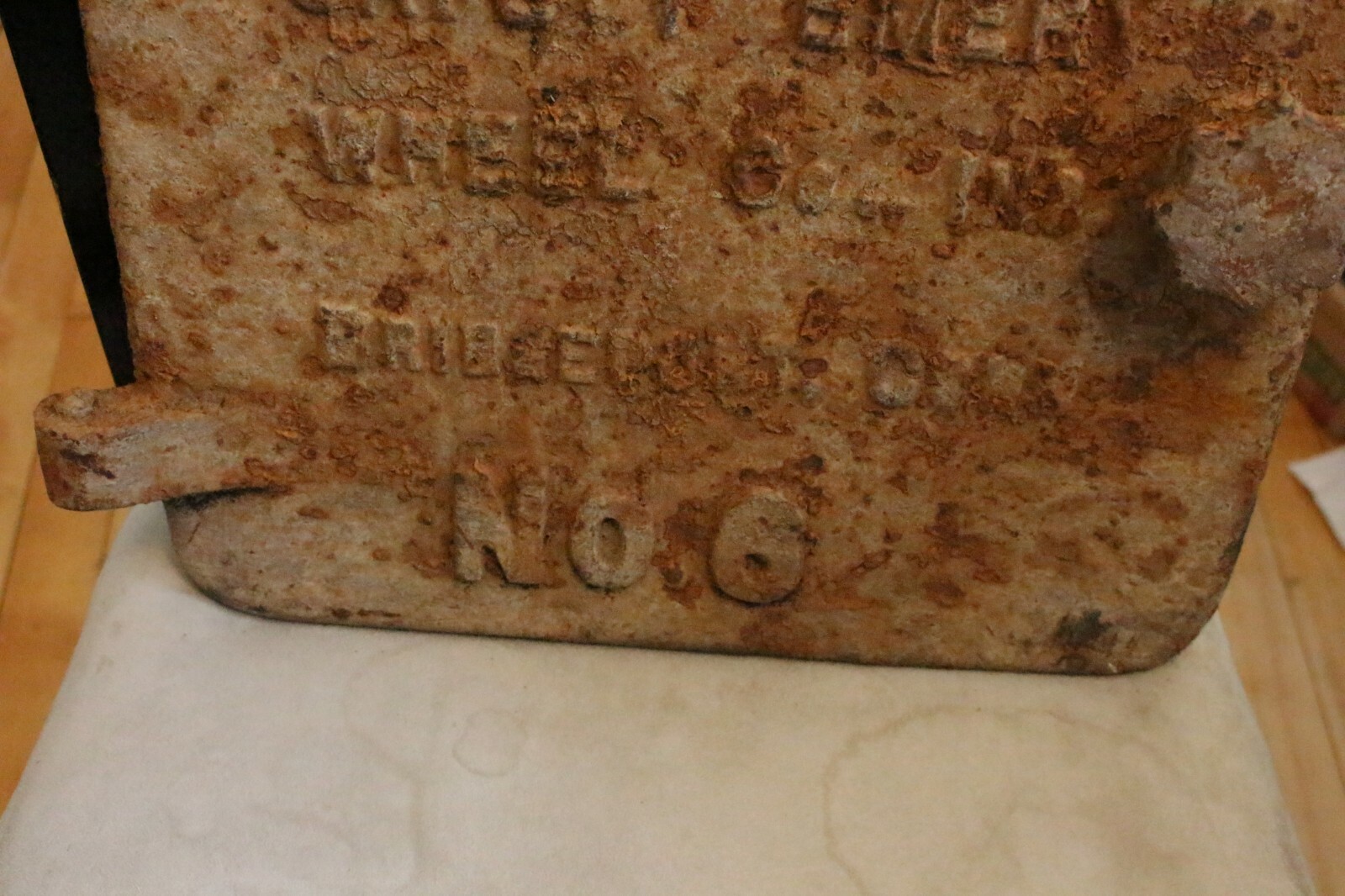 Antique 1910's BRIDGEPORT SAFETY EMERY WHEEL CO CAST IRON DOOR PLATE INDUSTRIAL