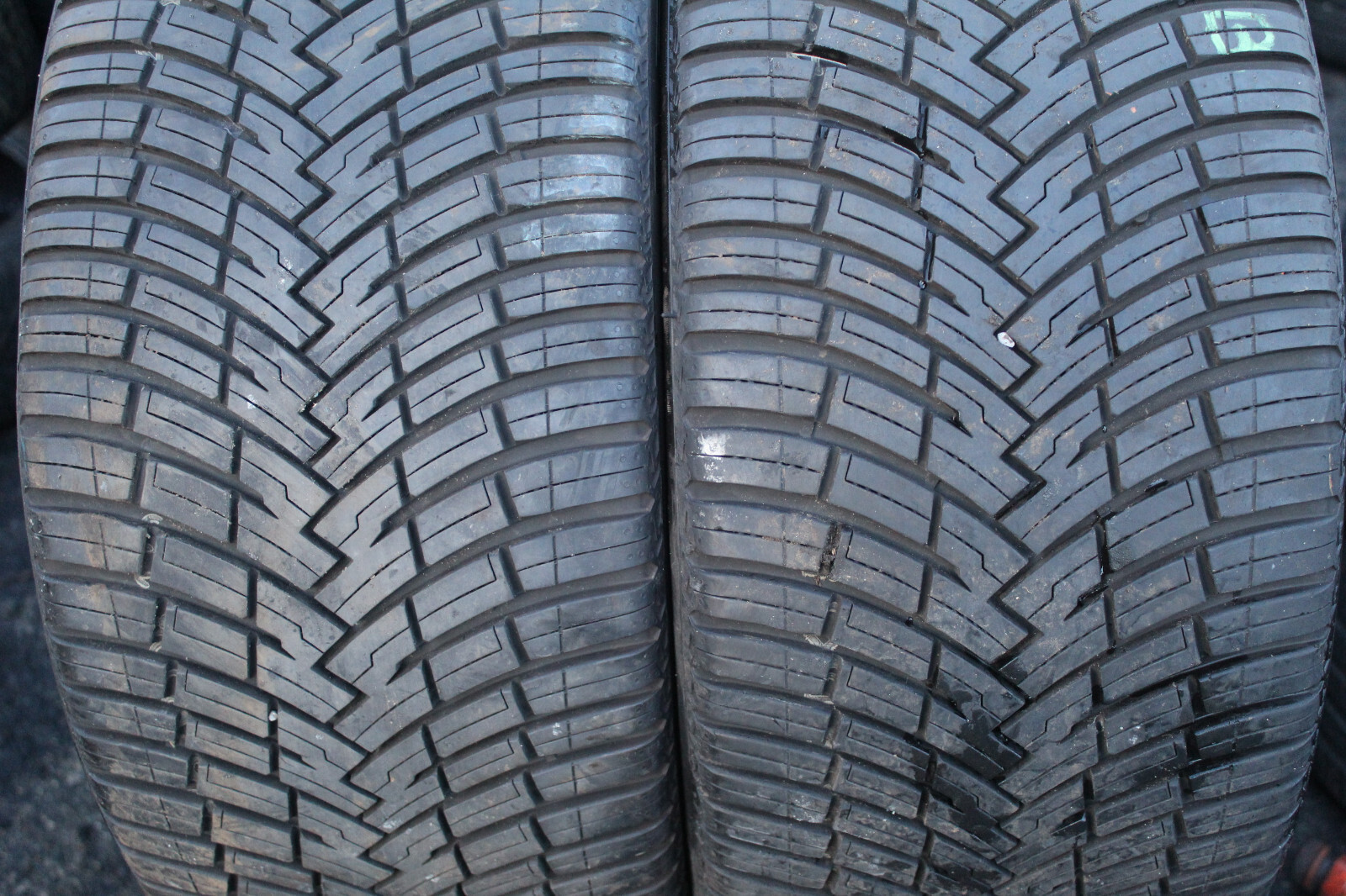 255 35 19 Pirelli, Cinturato, XL M+S, 98V, x2 A Pair, 7.4mm (f1_tyres) FO L1862