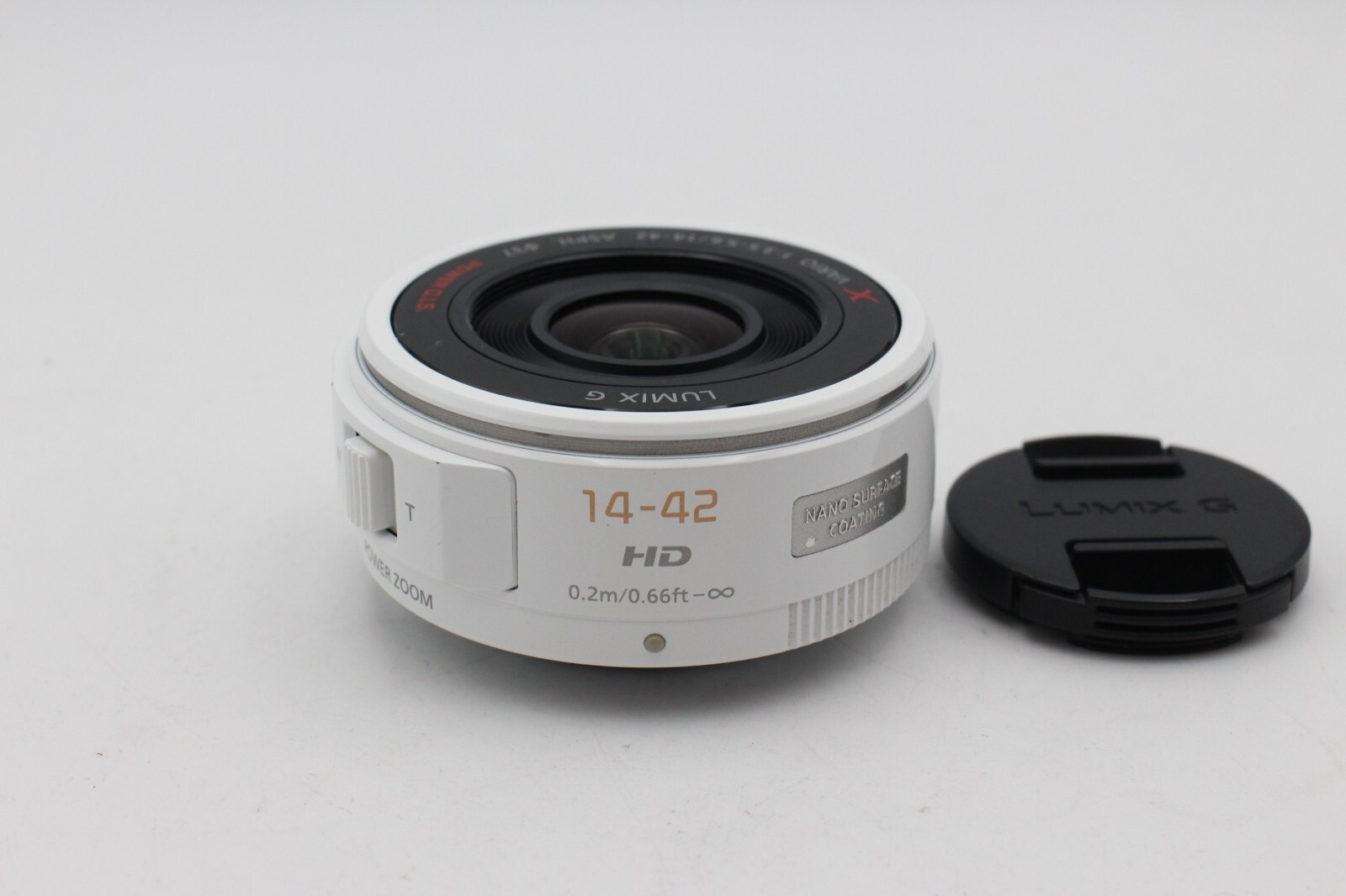 White Lens Panasonic Lumix G X Vario PZ 14-42mm f/3.5-5.6