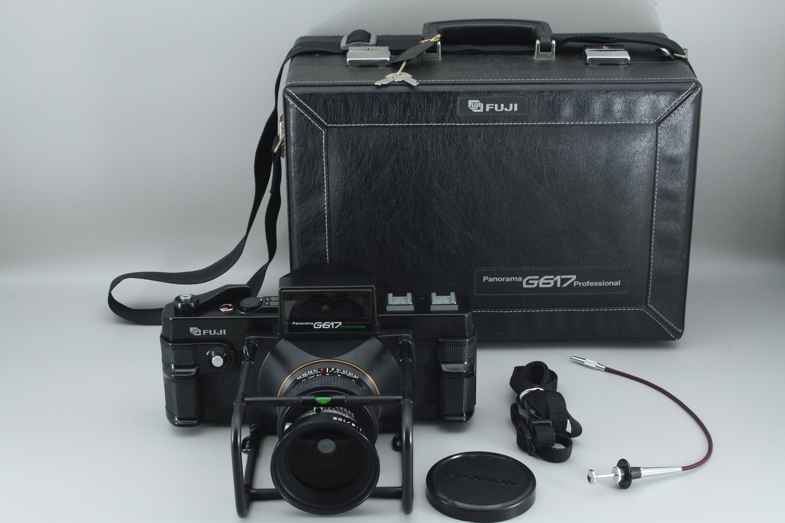 FUJICA G617 Panorama Pro 美品 動作品 FUJICA G617 Panorama Pro 美品 動作品 - メルカリ