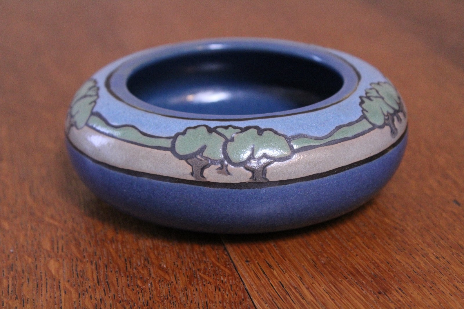 Saturday evening girls cabinet piece