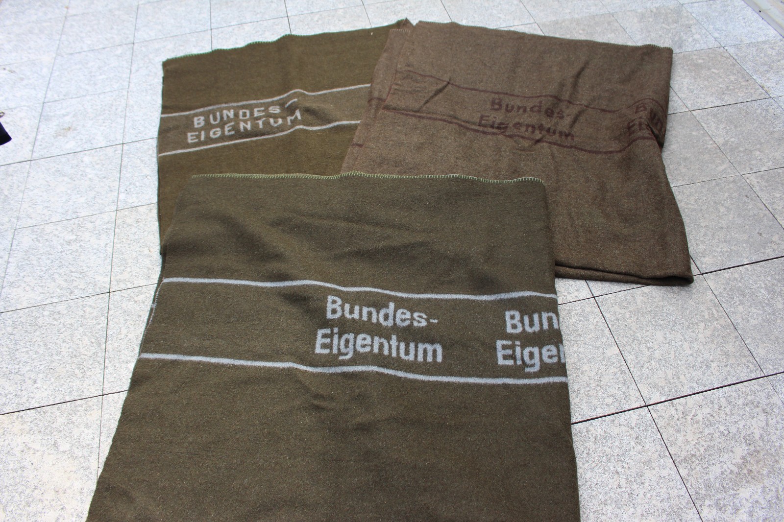 44+ großartig Foto Bundeswehr Decke / Suchergebnis auf Amazon.de für: bundeswehr decke : Übergroße hoodie decke sweatshirt superweiche warme riesen hoodie fronttasche giant plüsch pullover decke mit kapuze einheitsgröße für kinder mädchen und jungen, red chili damen spirit lady velcro iz 3 kletterschuhe yellow 36 100.
