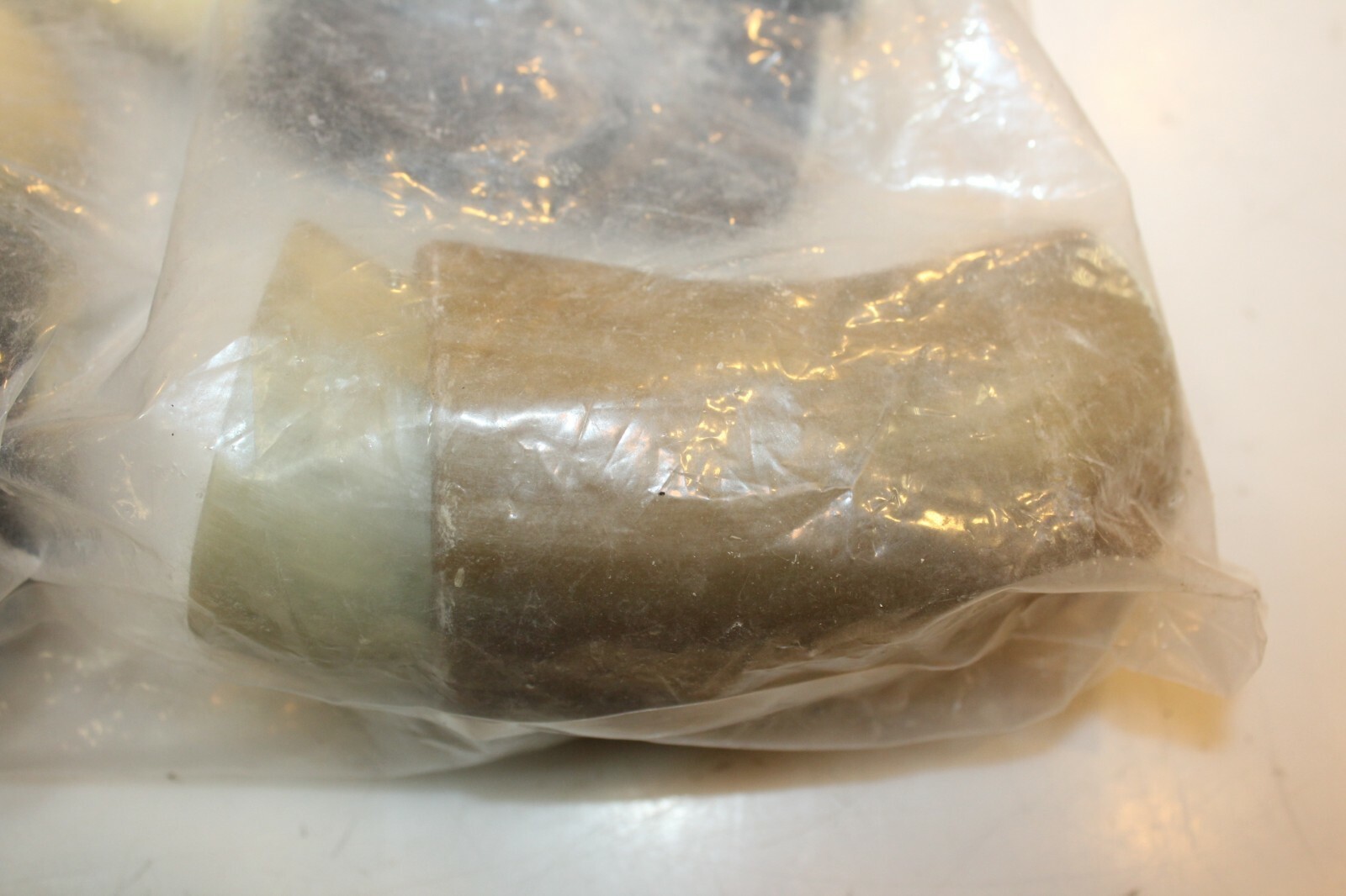 Beef Horns 100% Natural Long Lasting Horns for dogs 4 to 5 inch 12 Pack