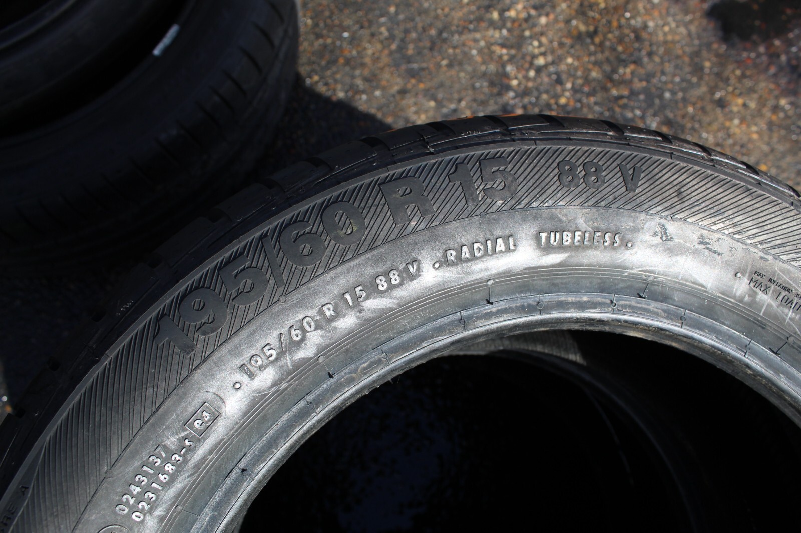 New 195 60 15  Barum, Bravuris 2, 88V, x2 A Pair (F1_tyres) FOD L769
