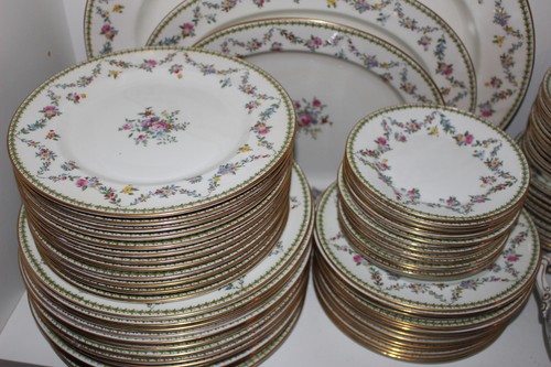 101 PC VINTAGE AYNSLEY 4186 CHINA SET-MARSHALL FIELD & CO. CHICAGO-FLORAL SWAGS