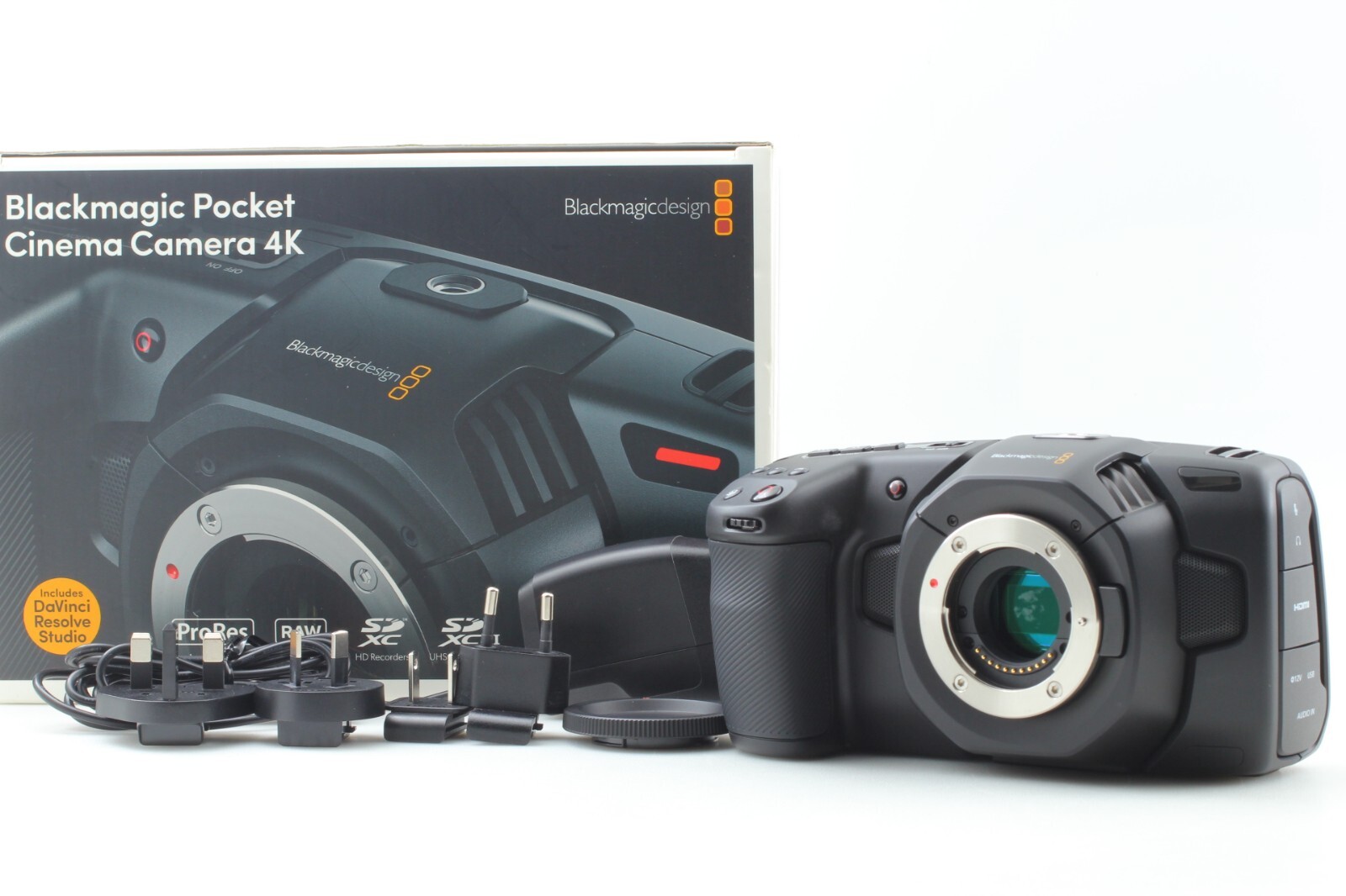 Almost Unused】 Blackmagic Design Pocket Cinema Camera 4K Almost Unused】 Blackmagic Design Pocket Cinema Camera 4K