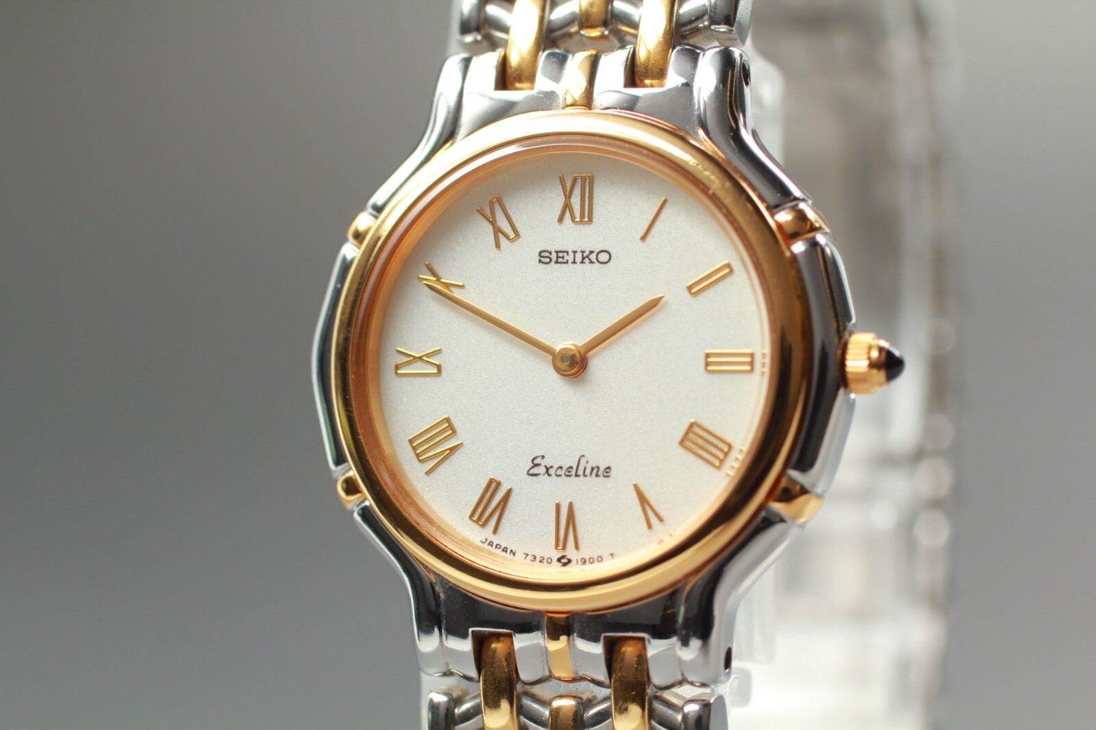 Rare! Vintage 1990【 Mint 】 Seiko Exceline 7320-0410 Ivory