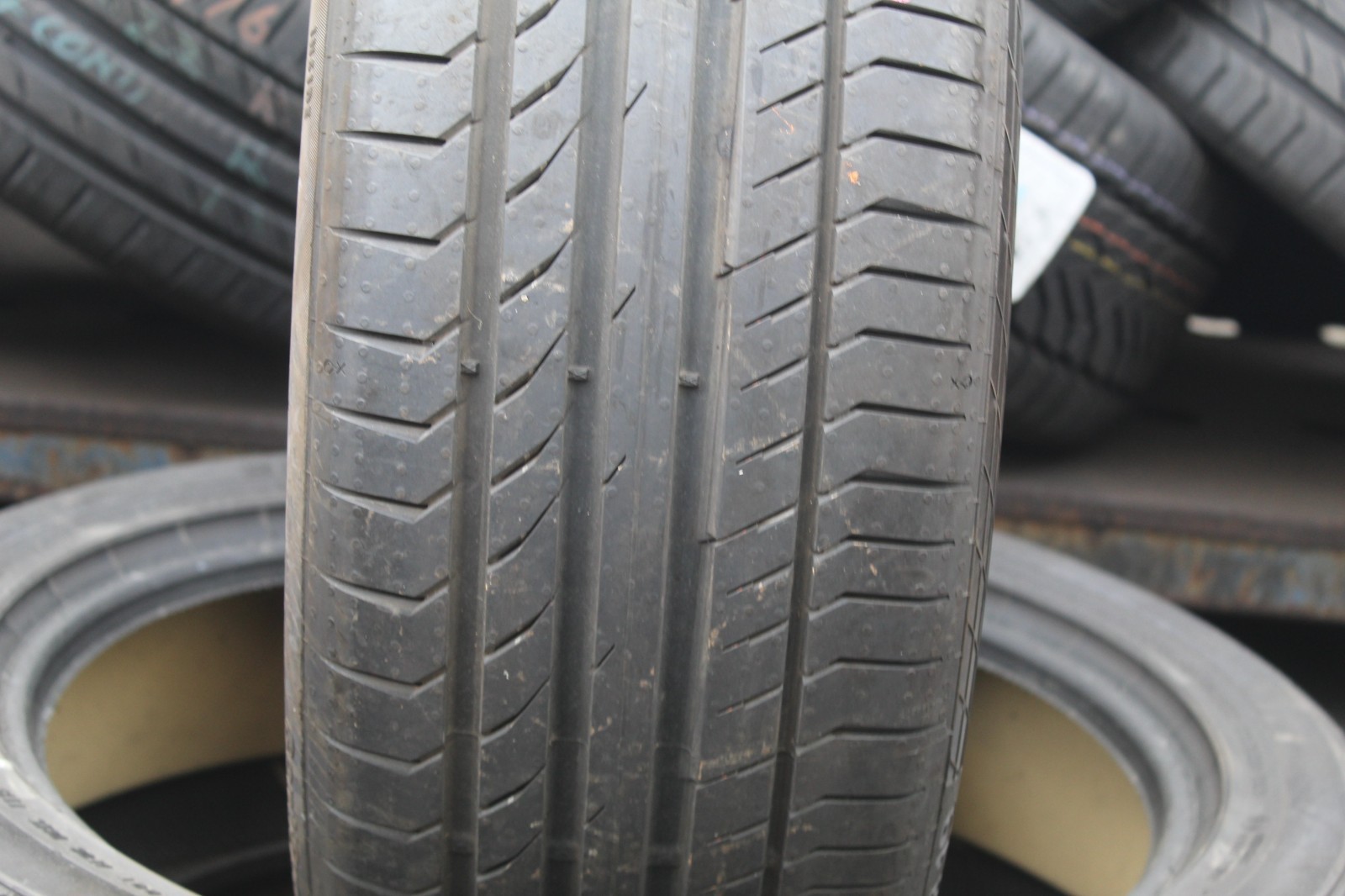 New 225 40 19 Continental, CSC 5P, MO, XL, 93Y, x1 Single Tyre (F1_tyres) L3922