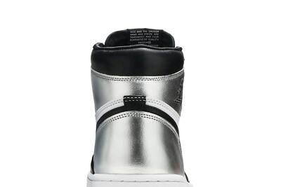 Pre-owned Jordan Air  Wmns Air  1 Retro High Og 'silver Toe' Cd0461-001