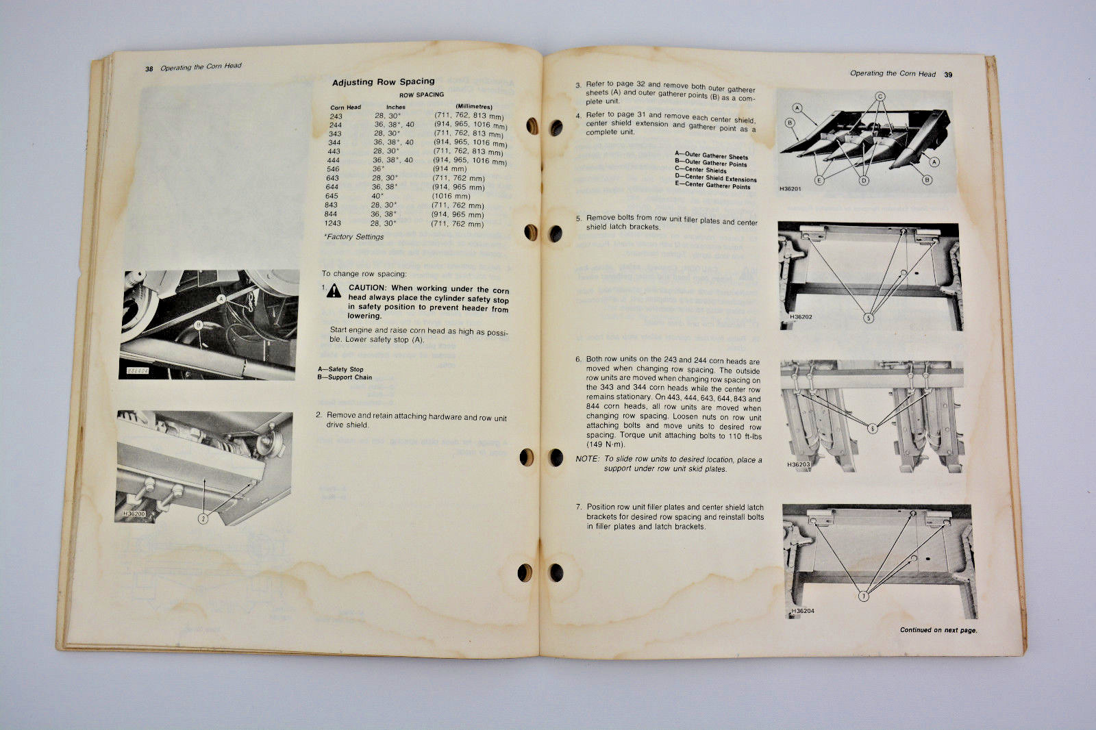 John Deere 40 Series Corn Heads Dealer Operator's Manual OM-H109002 Combine 6620
