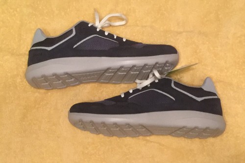 Crocs Kinsale Pacer Tennis Athletic Shoes Navy Men’s 12 New with tags!  WOW!