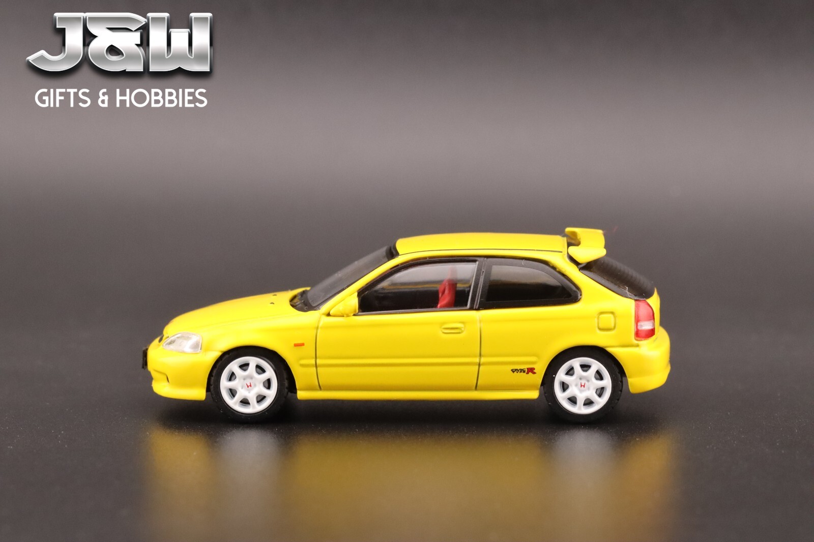 Hobby Japan Honda Civic TYPE R (EK9) Sunlight Yellow RHD