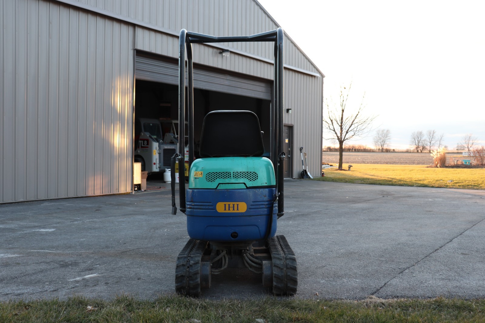 2006 IHI 9NX MINI EXCAVATOR NEW BUSHINGS WITH 12