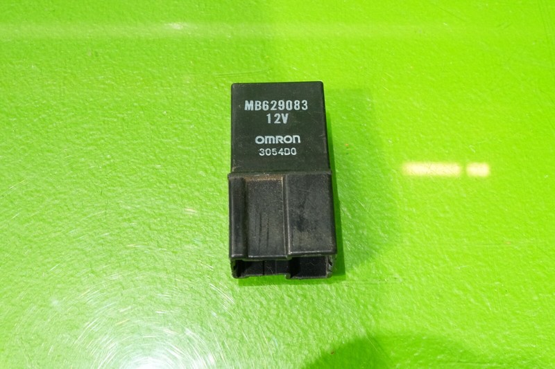 91-99 3000GT OEM MB629083 12V multi use relay control module