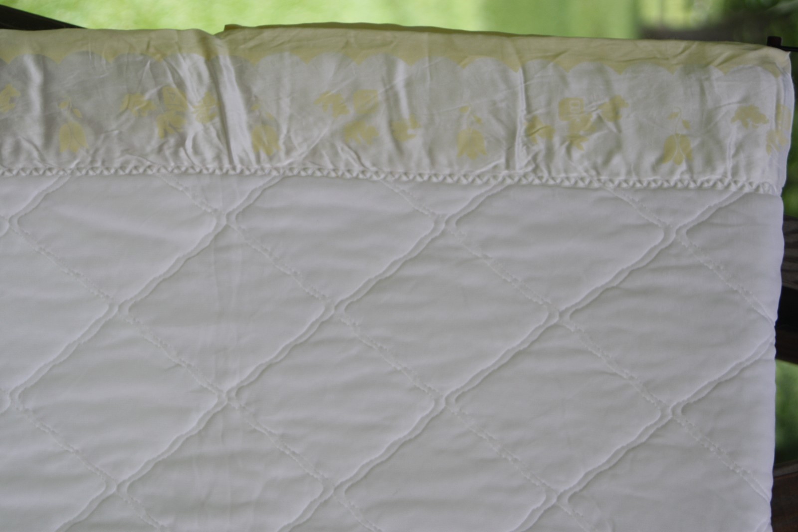 VINTAGE Baby B White Blanket Nylon Yellow Satin Binding Bunny Print  34