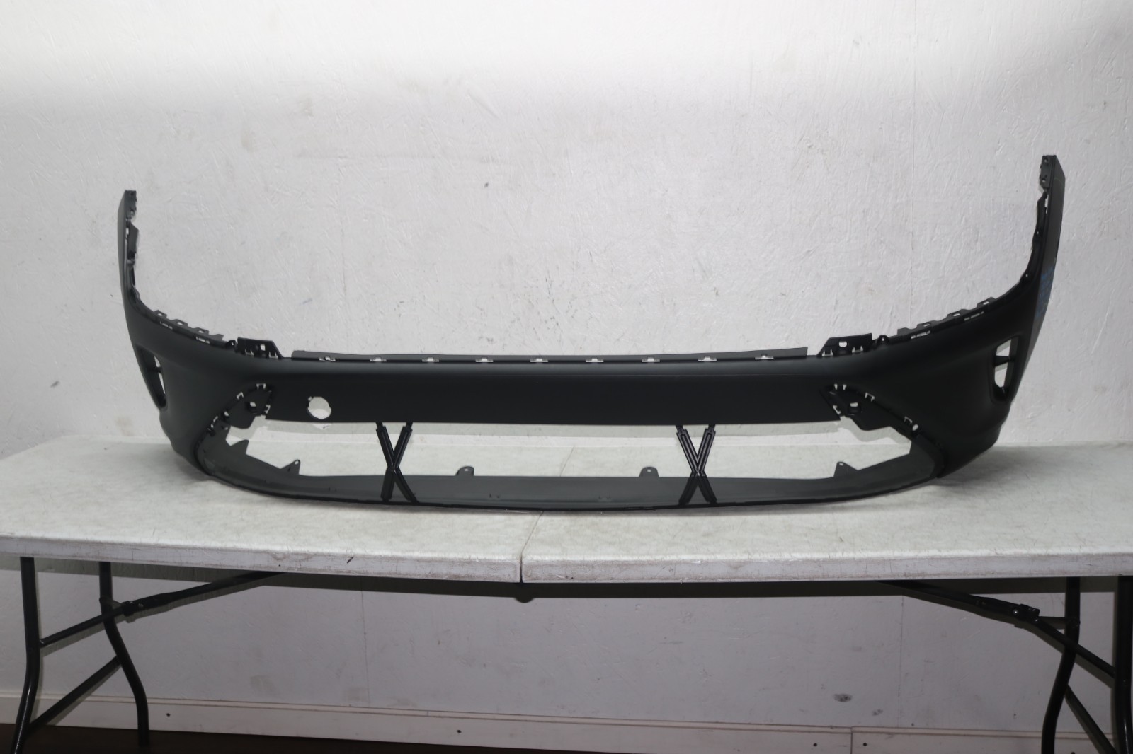 2022 2023 HYUNDAI KONA SE SEL FRONT LOWER BUMPER COVER