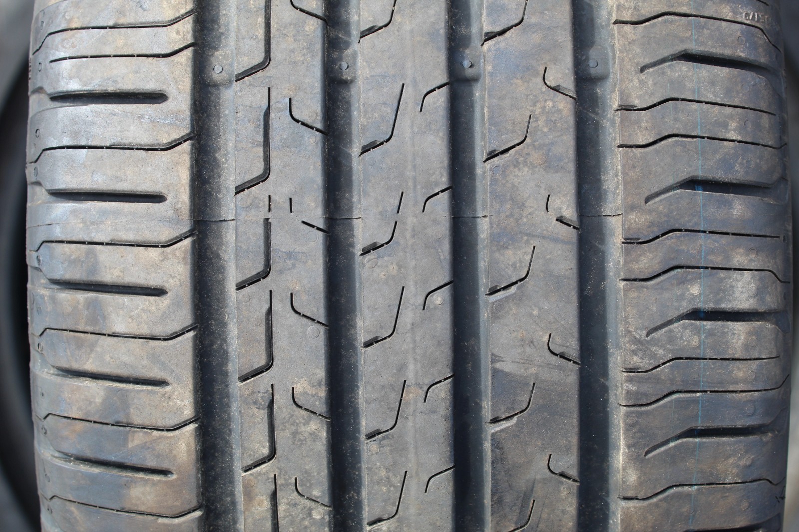 New 235 45 18 Continental, Eco Contact 6, 94W, x1 Tyre (F1_tyres) L3826